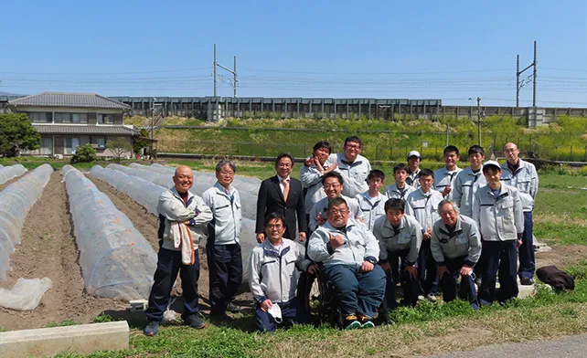 A group photo of Nabtesco Link Corporation