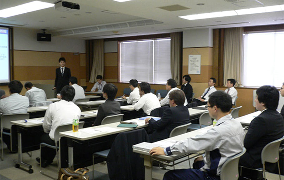 「2年目レポート発表会」